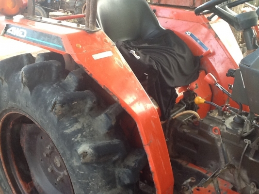 คูโบต้า L2605 4 WD 2 เพลา เครื่องดี เกียร์ดี ขายตามสภาพถูกๆ