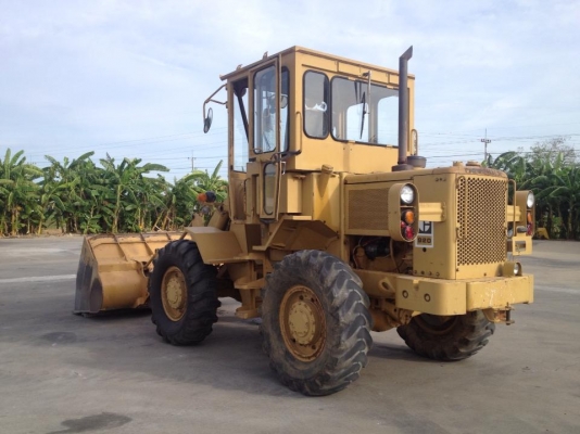 รถตักล้อยาง Caterpillar 920