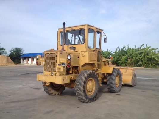 รถตักล้อยาง Caterpillar 920
