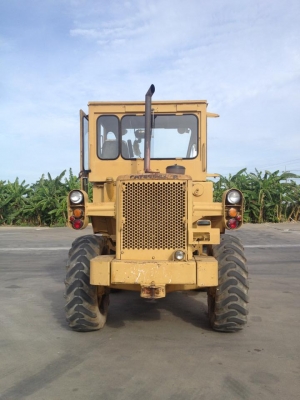 รถตักล้อยาง Caterpillar 920