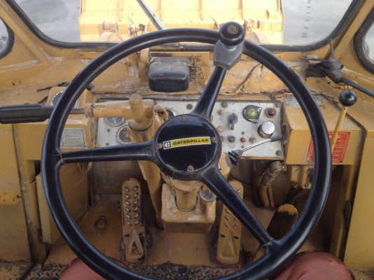 รถตักล้อยาง Caterpillar 920