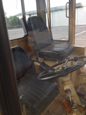 รถตักล้อยาง Caterpillar 920