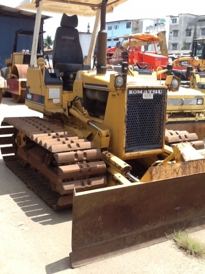 โปรโมชั่น...ลดสุดพิเศษ!!! รถขุด Komatsu D20P-6-66533 รถนำเข้าจากญี่ปุ่น  พร้อมใช้งาน เอกสาครบ  460,000 บาท เท่านั้น
