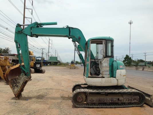 ขายรถแบคโฮ KOBELCO SK75UR-2 มีVDOครับ นำเข้าจากญี่ปุ่น สนใจติดต่อ 081-2990958 ขายรถแบคโฮ KOBELCO SK75UR-2 มีVDOครับ นำเข้าจากญี่ปุ่น สนใจติดต่อ 081-2990958