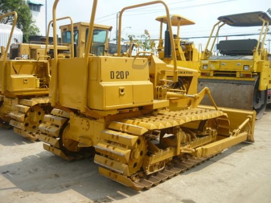 โปรโมชั่นจัดเต็ม  !!! รถดันดิน KOMATSU รถเก่านอกทำสีใหม่ นำเข้าจากญี่ปุ่น สภาพเนี๊ยบ พร้อมลุยงาน ราคาสบายกระเป๋า