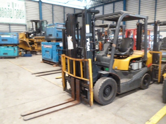 ขายรถฟอร์คลิฟต์ TCM FD25C-3 เครื่องดีเซล ราคาถูกพร้อมใช้งาน รถจอดที่ สมทรปราการ สนใจโทรหาเจี๊ยบเลย 087-3310254 เจี๊ยบค่ะ