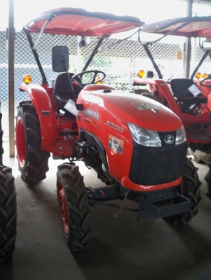 ขายรถแทรกเตอร์ KUBOTA MAX L3008