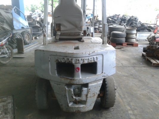 ขายรถยกเก่านอก KOMATSU  FG20-7  ยกได้ 2ตัน เครื่องเบนซิน
