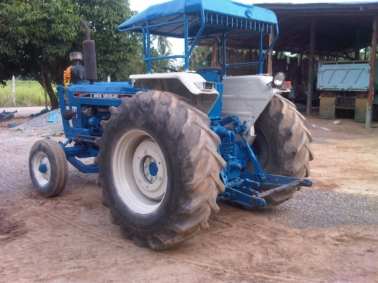 ขายรถไถ FORD