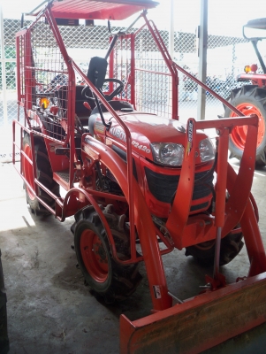 ขายรถแทรกเตอร์ KUBOTA B2420