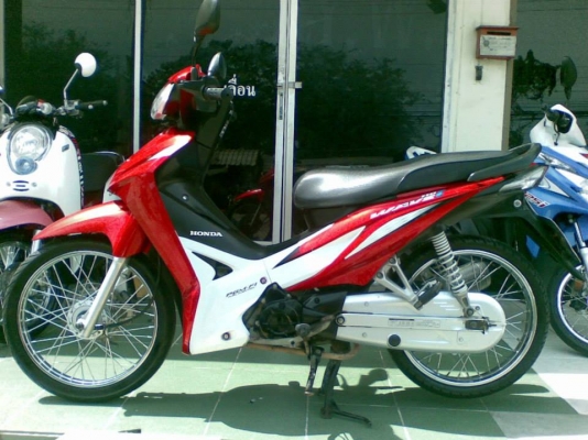 New Wave 110 i รุ่นใหม่ล่าสุด ปี 2554 รถสวย ขายราคาถูก New Wave 110 i รุ่นใหม่ล่าสุด ปี 2554 รถสวย ขายราคาถูก