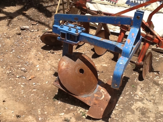 ผานขุดมันราคา ถูกๆ  เดิมๆ 6000 บาทครับ