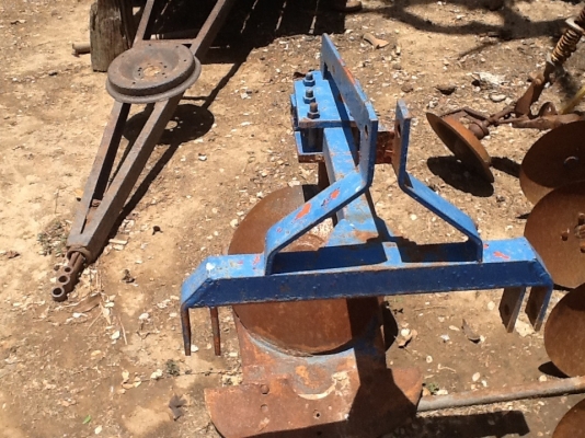 ผานขุดมันราคา ถูกๆ  เดิมๆ 6000 บาทครับ