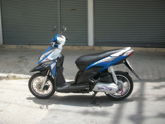 CLICK -I  รถหัวฉีด  สีสวยๆ  ราคาถูก