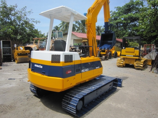 ขาย รถขุดเล็ก KOMATSU รุ่น PC40-6- แทร็กเหล็ก มือสองญี่ปุ่น