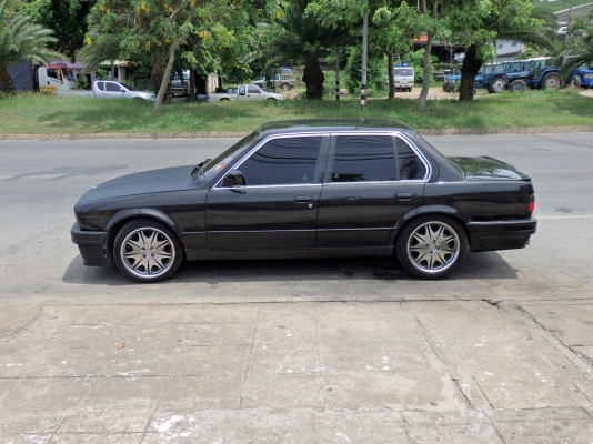 ขายbmw ติดแก็ส LPG พร้อมใช้งานครับ ราคาต่อลองได้ครับ