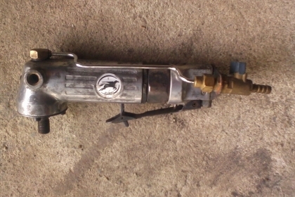 หินเจียรใช้ลมสภาพสวยๆครับของนอกครับตัวนี้แรงๆครับสภาพพร้อมใช้งานครับ