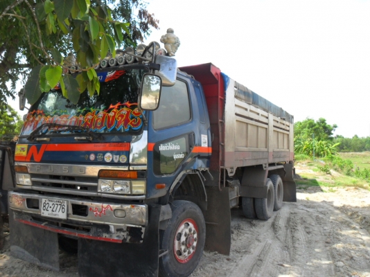 ขายสิบล้อfuso