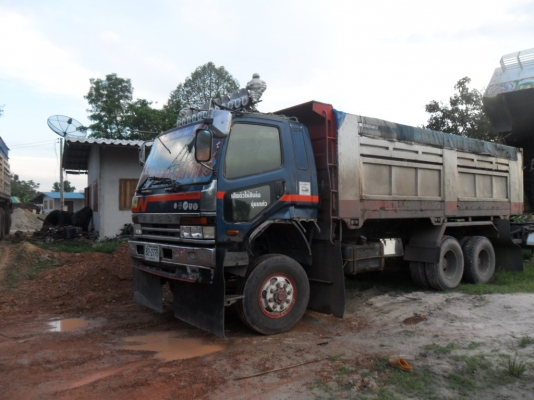 ขายสิบล้อfuso