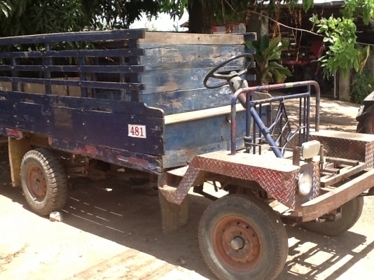 ขายรถอีแต๋น เดิมๆ  ไม่มีเครื่องยนต์ ยกเครื่องมาใส่ขับใช้งานได้เลยครับ