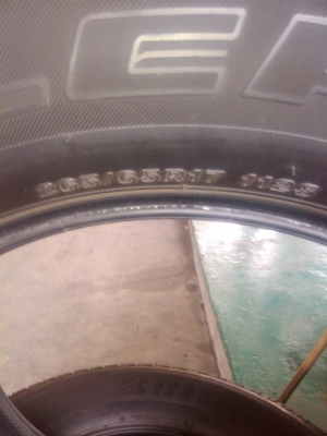 ขายยางบริชสโตนส์ 265/65/17