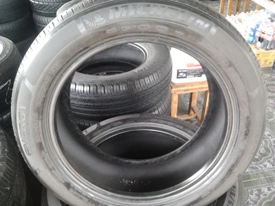 ขายยาง215/55/17 ปี 3110MICHERLIN ENAGY MVX8 1คู่