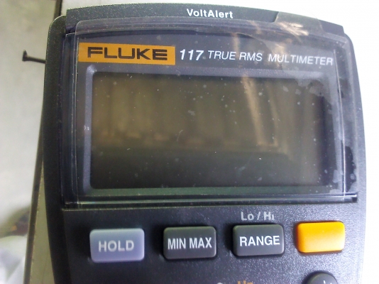 มัลติมิเตอร์ แบบดิจิตอล FLUKE รุ่น 117มีระบบการทำงานให้เลือกเยอะมาก