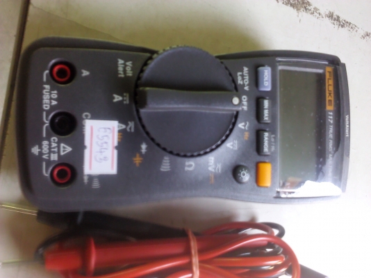 มัลติมิเตอร์ แบบดิจิตอล FLUKE รุ่น 117มีระบบการทำงานให้เลือกเยอะมาก