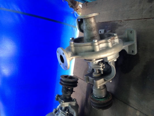 ขายหัวปั้มน้ำสแตนเลสทั้งชุด ขนาดเข้า-ออกนิ้วครึ่ง สภาพสวย พร้อมใช้งาน มี 2 ตัว