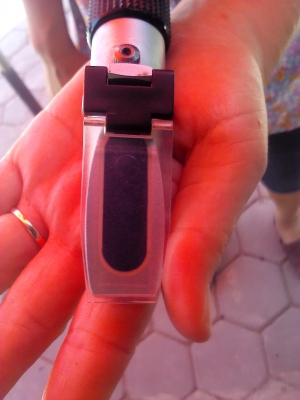 กล้องส่องเช็ดตรวจสอบค่าความหวาน กล้องส่องเช็ดตรวจสอบค่าความหวาน