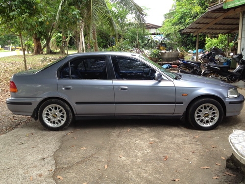 ขาย Civic ตาโตปี98 ATรถบ้านแท้ๆเดิมสุดๆ ไม่เคยติดแก๊ส สวยกริ๊บ