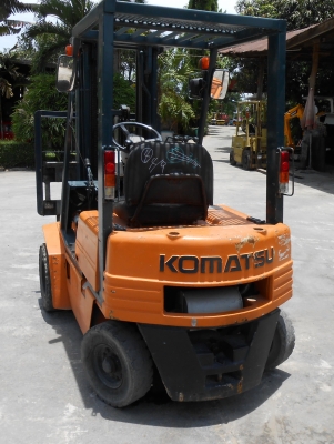 รถยก KOMUTSU ขนาด 1 ตัน เสาสูง 4.5 เมตร เก่านอก