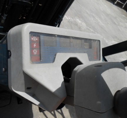 รถยก KOMUTSU ขนาด 1 ตัน เสาสูง 4.5 เมตร เก่านอก