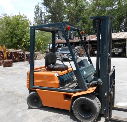 รถยก KOMUTSU ขนาด 1 ตัน เสาสูง 4.5 เมตร เก่านอก