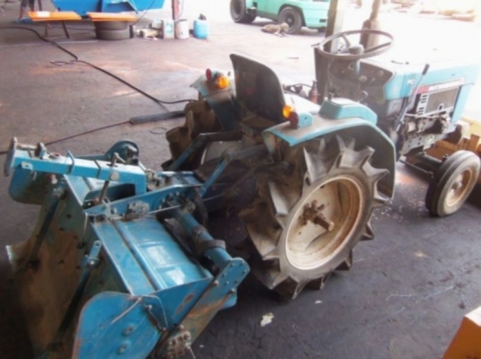 ขายรถไถ MITSUBISHI D1550 พร้อมหาง ใช้งานมา 348 ชัวโมงเพึ่งมาจากญีปุ่น ครับ