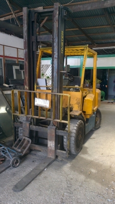 ขายรถโฟลลิฟท์ 4 ตัน HYSTER ขายชั่งกิโล ลดคับ 28 บาท ขายรถโฟลลิฟท์ 4 ตัน HYSTER ขายชั่งกิโล ลดคับ 28 บาท