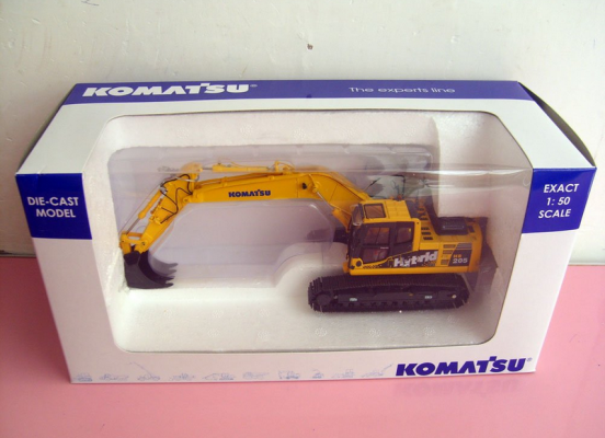 Komatsu HB PC205 EXCAVATOR toy Komatsu HB PC205 EXCAVATOR toy