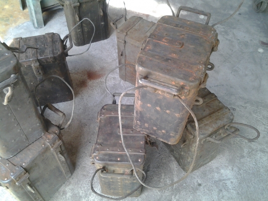 ขายลังใส่กระสุน อาร์พีเจ เหล็กหนาอย่างดี ไม่มีผุ หายากมากเอาไว้เก็บเครื่องมือ หรือแระดับรถจิ๊บ ใบละ1,000บาท มีเพียง 9 ใบเท่านั้น