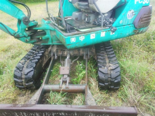 รถขุดเล็ก KOMATSU PC30-7 ปี1994 สภาพดี ใช้งานได้เลย รถนอกนำเข้าจากญี่ปุ่น ไม่เคยใช้ในไทย ติดต่อ มานะ 085-9049669