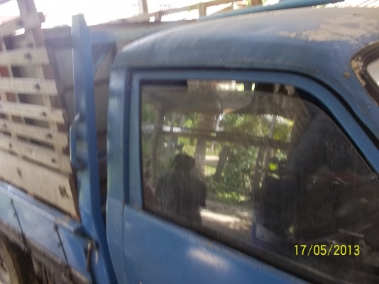 ขาย4ล้อกลาง  เครี่องอิซูสุ74แรง เกียร์สายสั้น มีแอร์