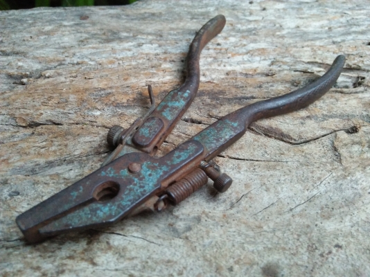 คีมคัดคลองเลื่อยโบราณ GARANTO เยอรมัน หายากน่าเก็บสะสม ใช้งานได้สภาพดี คีมคัดคลองเลื่อยโบราณ GARANTO เยอรมัน หายากน่าเก็บสะสม ใช้งานได้สภาพดี