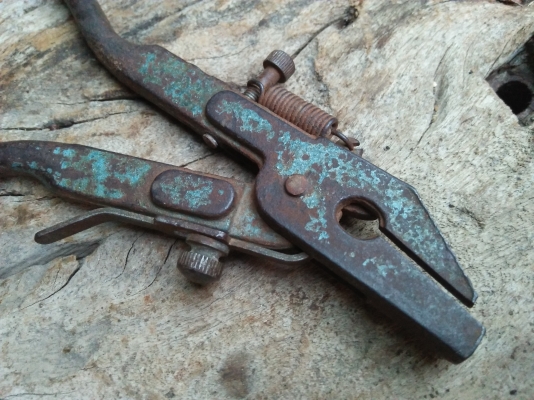 คีมคัดคลองเลื่อยโบราณ GARANTO เยอรมัน หายากน่าเก็บสะสม ใช้งานได้สภาพดี คีมคัดคลองเลื่อยโบราณ GARANTO เยอรมัน หายากน่าเก็บสะสม ใช้งานได้สภาพดี