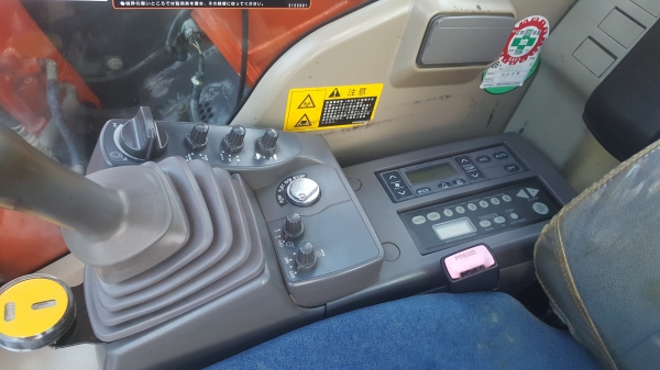 ขายรถขุดHITACHI ZX135-3US japan5000กว่าชั่วโมง