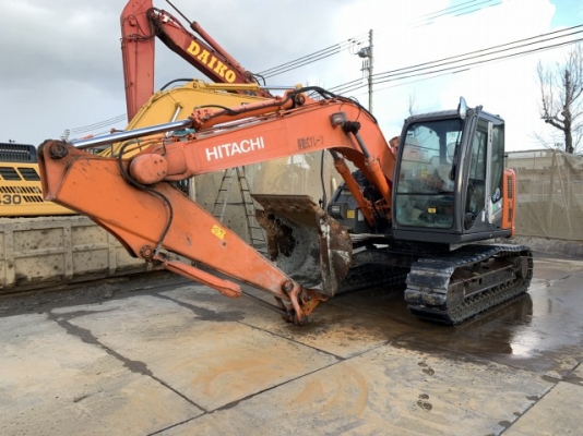ขายรถขุดHITACHI ZX135-3US japan5000กว่าชั่วโมง