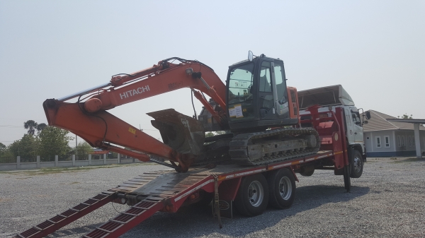 ขายรถขุดHITACHI ZX135-3US japan5000กว่าชั่วโมง