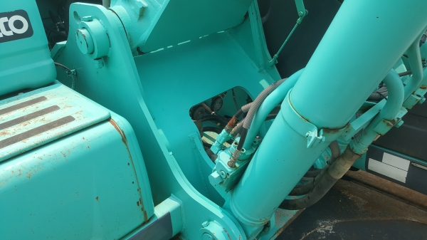 ขายรถขุดKOBEICO SK200-8YN12japanใช้งาน5035ชั่วโมง