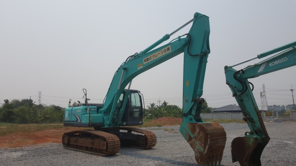 ขายรถขุดKOBEICO SK200-8YN12japanใช้งาน5035ชั่วโมง