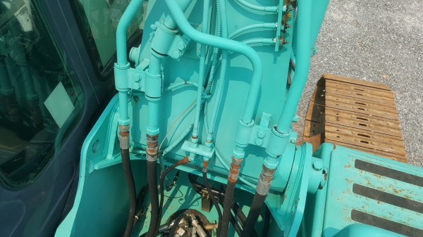 ขายรถขุดKOBEICO SK200-8YN12japanใช้งาน5035ชั่วโมง