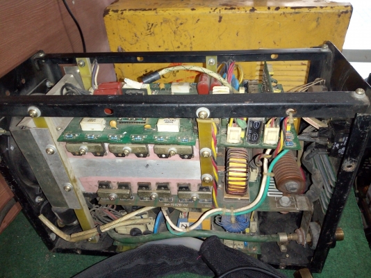 ตู้เชื่อมญี่ปุ่น Kenzo TIG 200พร้อมสายอารกอน ตู้เชื่อมญี่ปุ่น Kenzo TIG 200พร้อมสายอารกอน