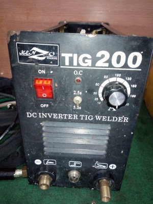 ตู้เชื่อมญี่ปุ่น Kenzo TIG 200พร้อมสายอารกอน ตู้เชื่อมญี่ปุ่น Kenzo TIG 200พร้อมสายอารกอน